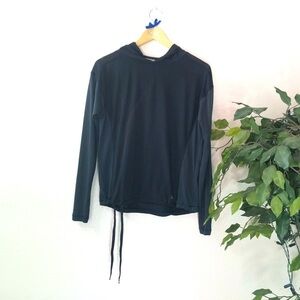 Under Armour Thin Black Workout Sweatshirt